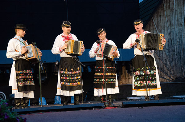 picture 48. Folklórne slávnosti pod Poľanou