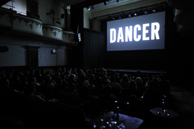 picture DANCER - film