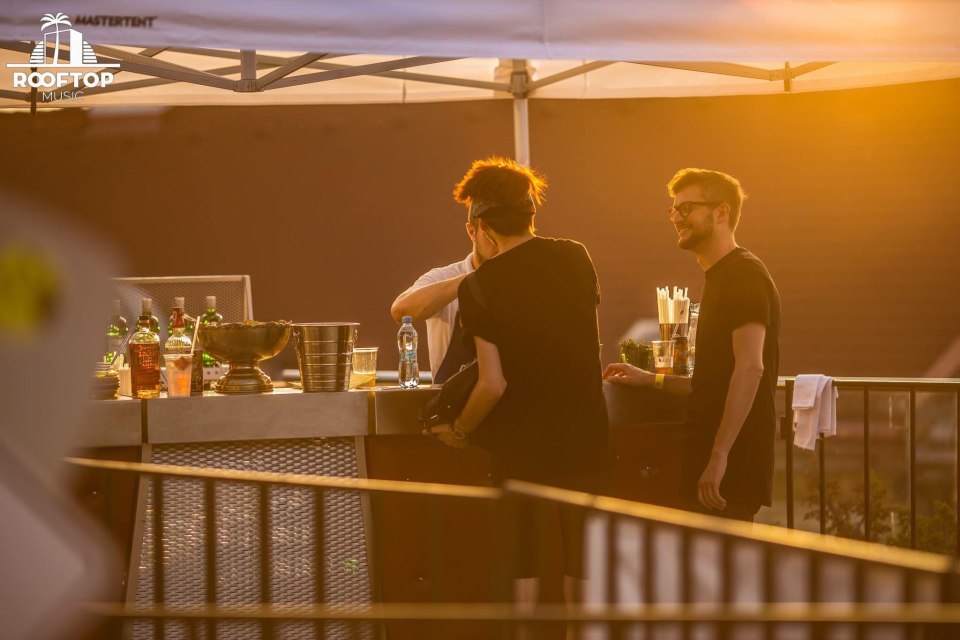 picture ROOFTOP MUSIC Day & Night