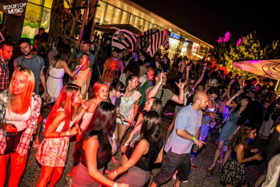 picture ROOFTOP MUSIC Day & Night