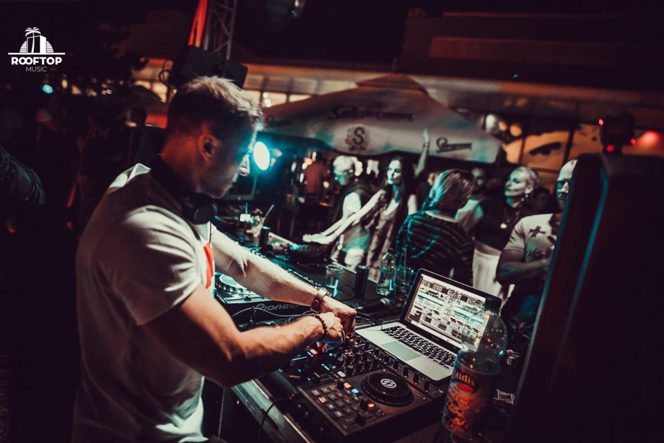 picture ROOFTOP MUSIC Day & Night