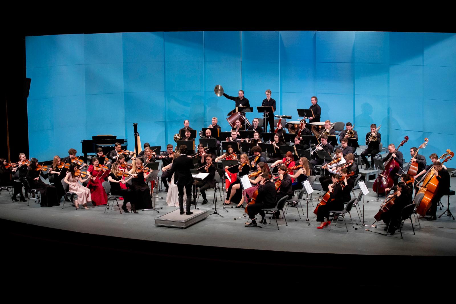 picture VŠMU BRATISLAVA KONCERT SYMFONICKÉHO ORCHESTRA