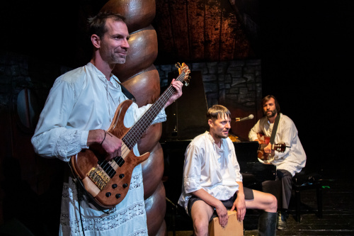 picture DIVADLO ARÉNA - JÁNOŠÍK